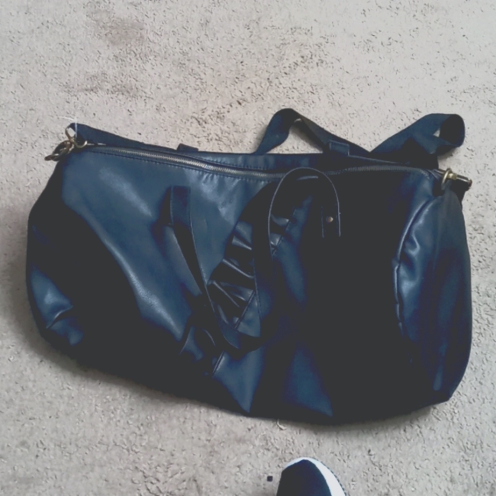 Black\blue duffle bag purse with over the shoulder straps